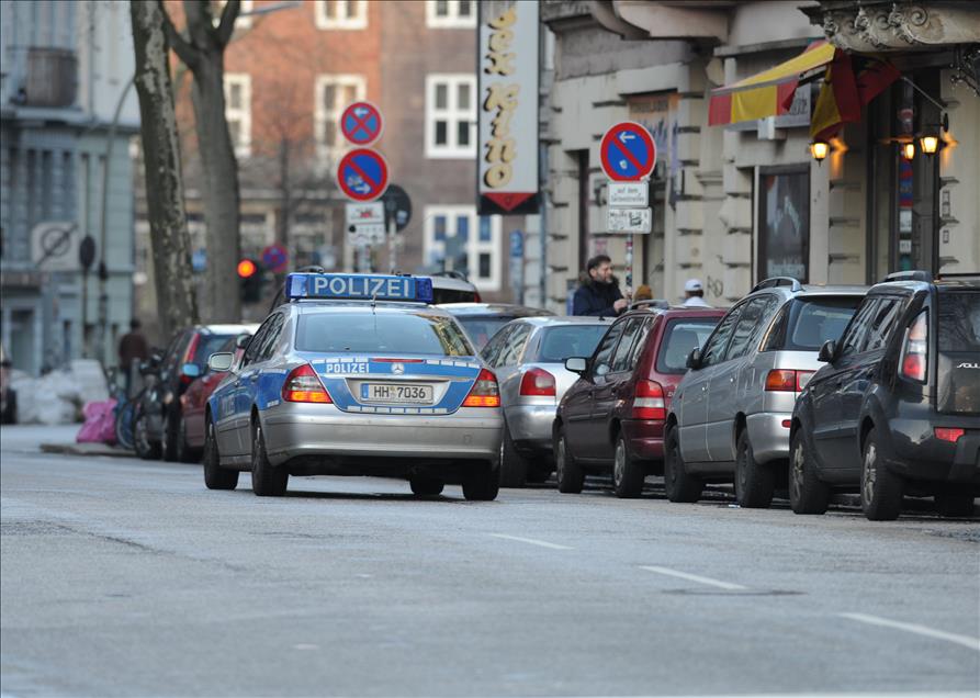 Hamburg'taki bazı semtlerin ''tehlikeli bölge'' ilan edilmesi