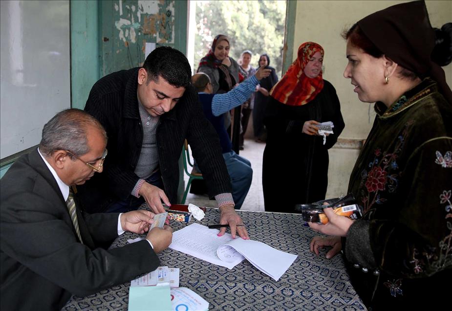 Mısır'da halk sandık başında