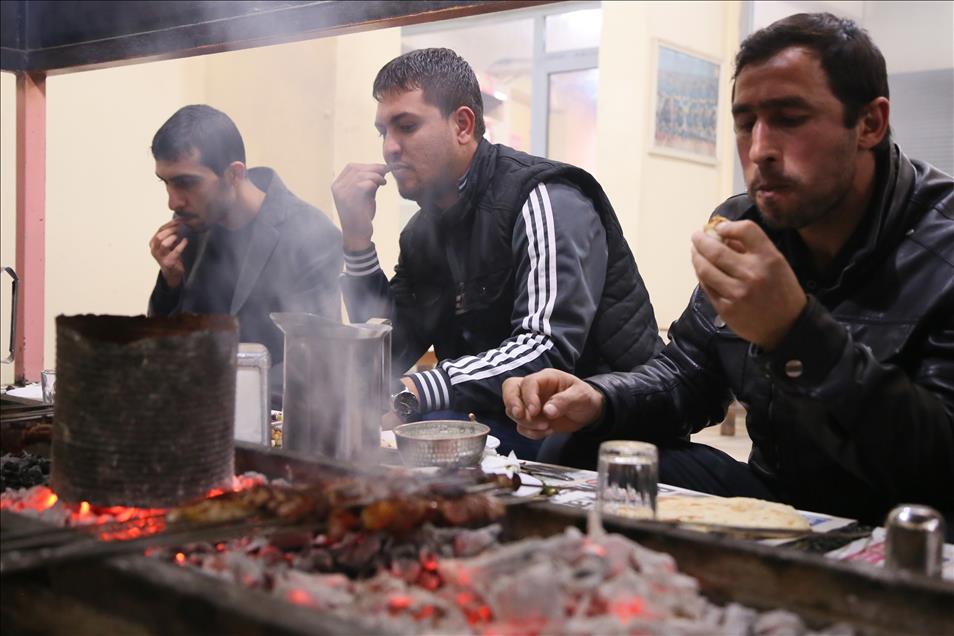 Üç öğün tüketilen geleneksel damak tadı: "Ciğer Kebabı"