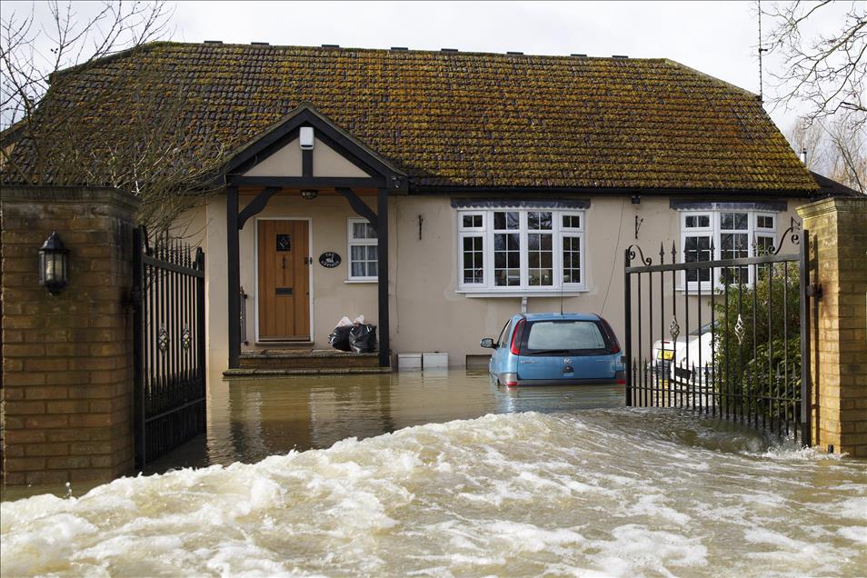 İngiltere'de sel felaketi