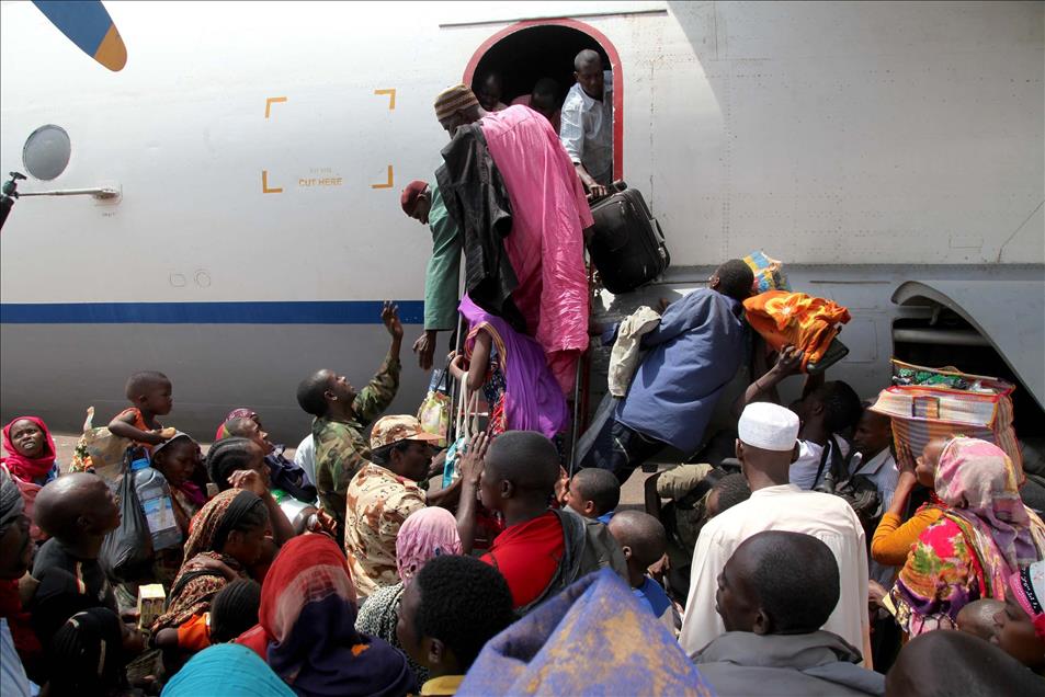Muslim refugees at airport in CAR