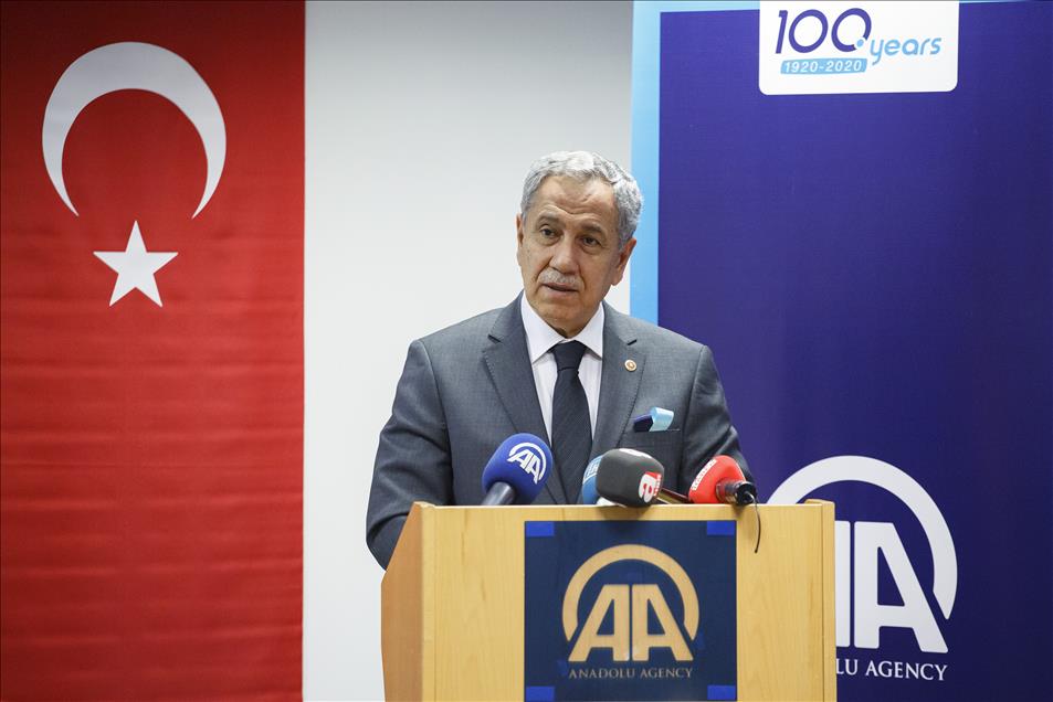 AA Londra Ofis Açılışı
