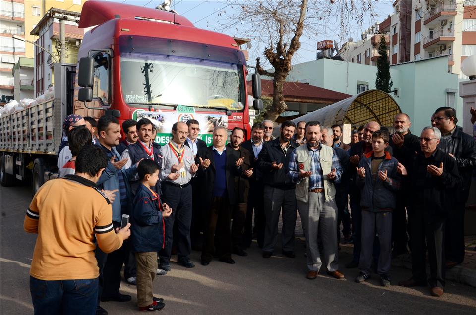 Suriyelilere yardım