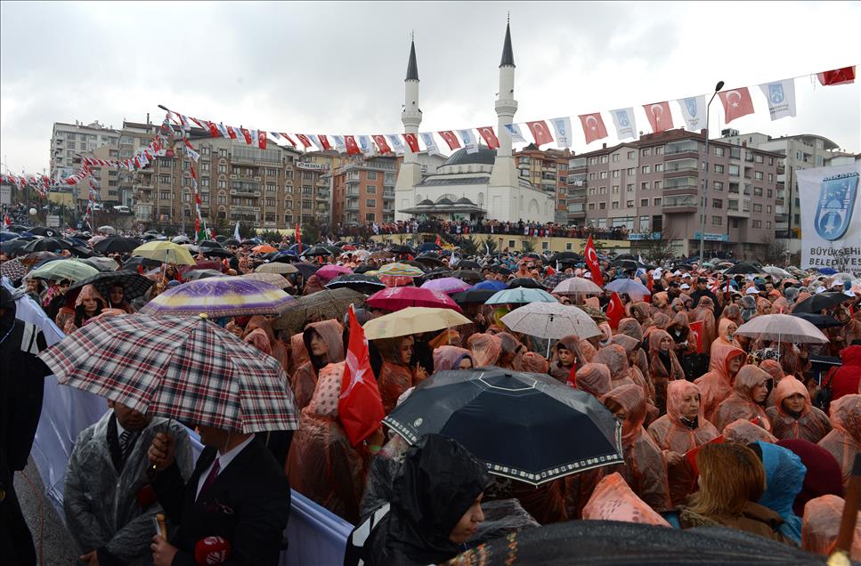 Başbakan Erdoğan, 1071 Malazgirt Bulvarı'nın açılış törenine katıldı