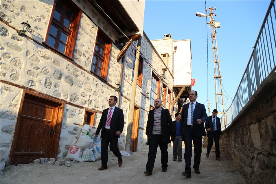 Aya Elena'ya ziyaretçi akını