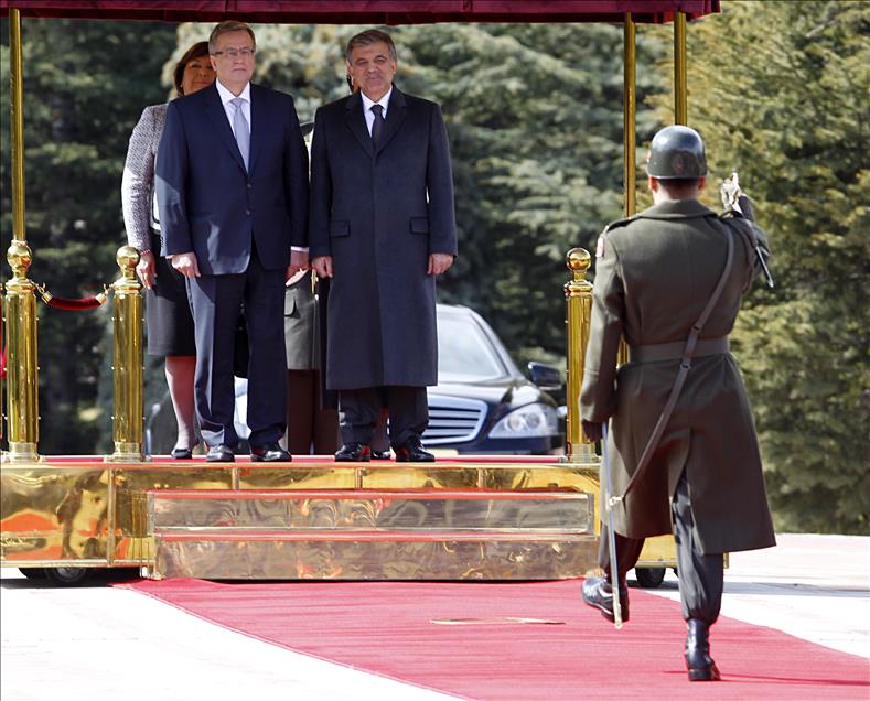 Polonya Cumhurbaşkanı Komorowski Ankara'da