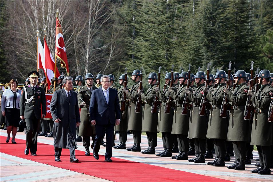 Polonya Cumhurbaşkanı Komorowski Ankara'da
