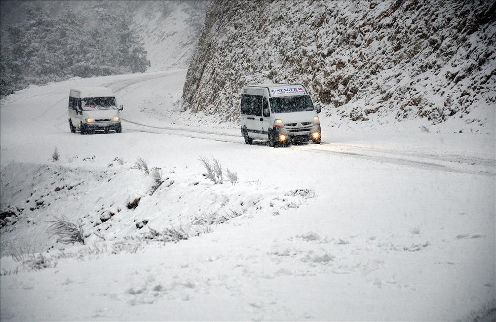 Muğla'nın yüksek kesimlerine kar yağdı