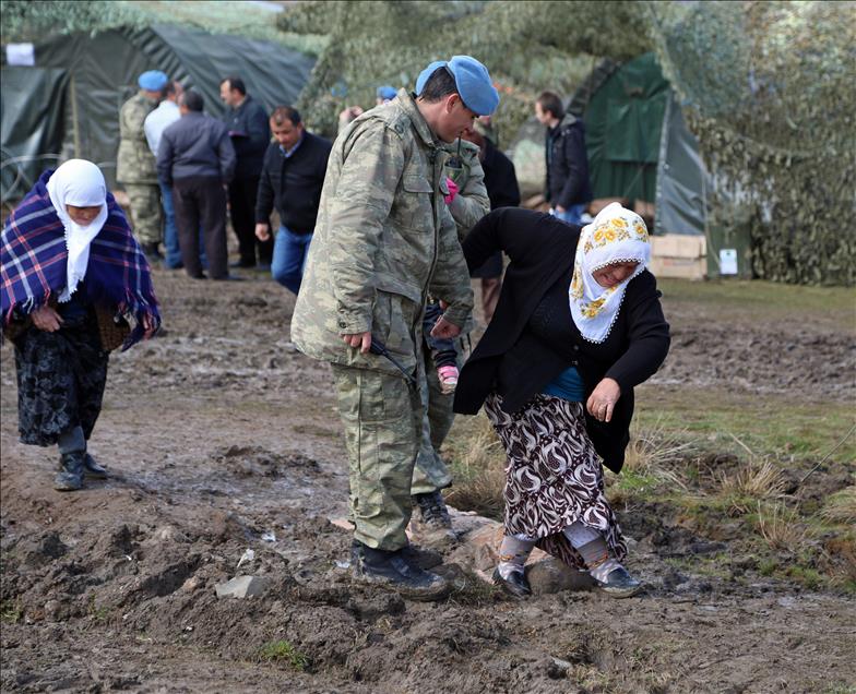 Komandoların kar ve soğukla imtihanı