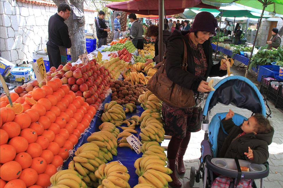 Semt pazarları hala cazibesini koruyor