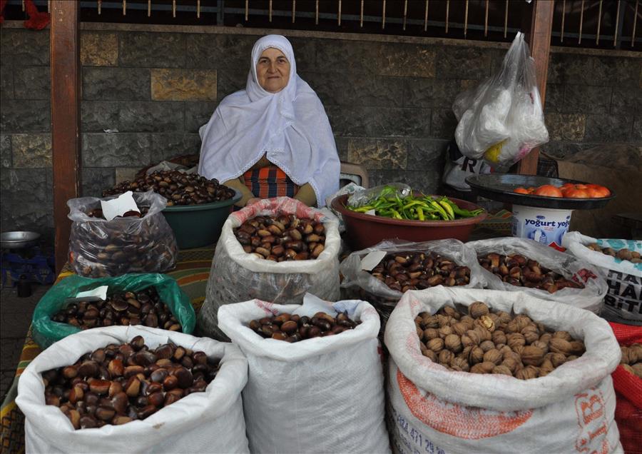 Semt pazarları hala cazibesini koruyor