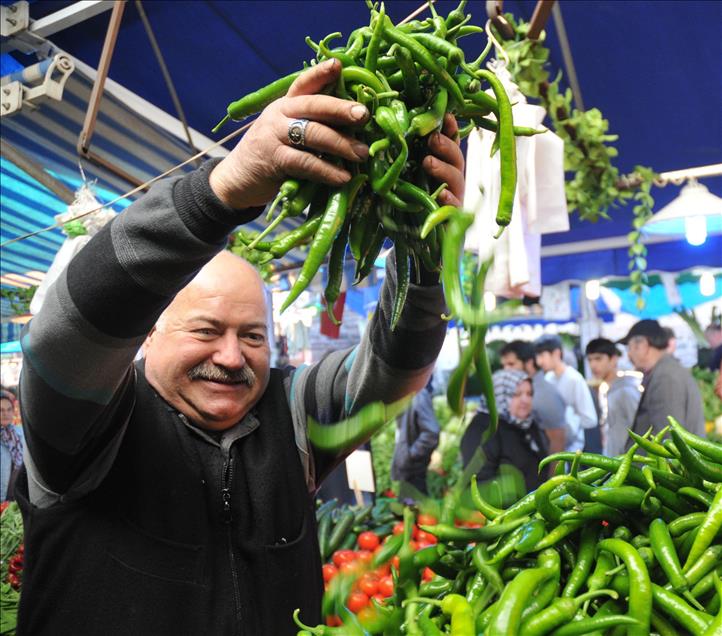 Semt pazarları hala cazibesini koruyor