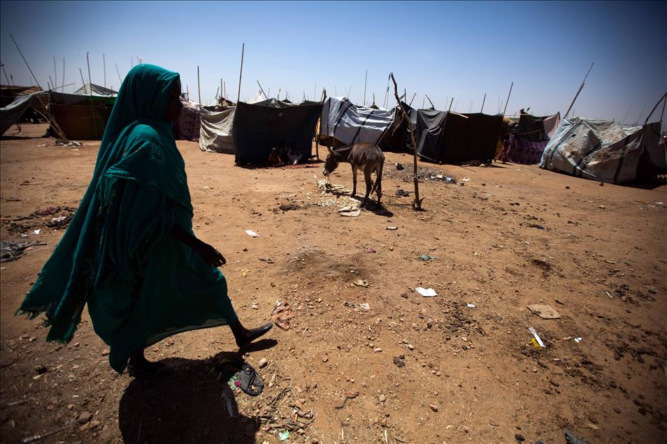 Darfur'da mülteci sorunu
