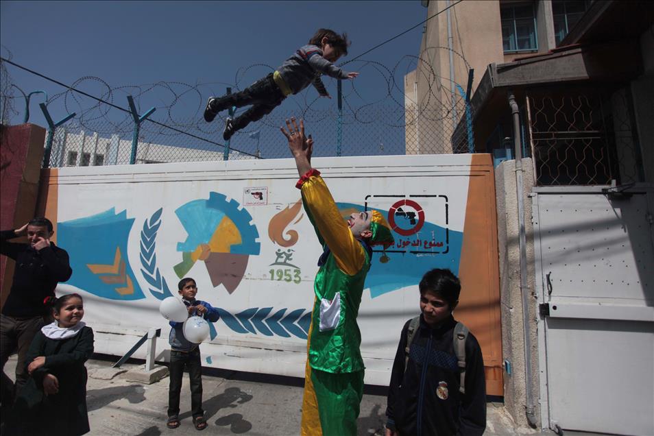 Entertainment of Palestinian children