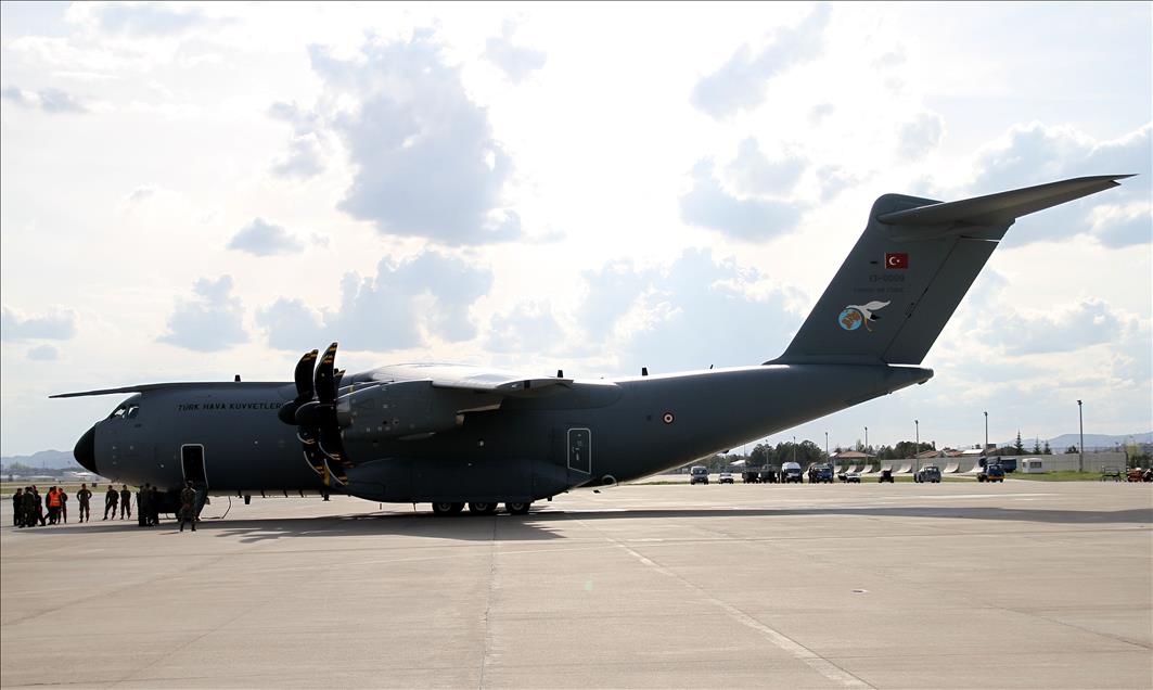 Geleceğin nakliye uçağı A400M Türkiye'de