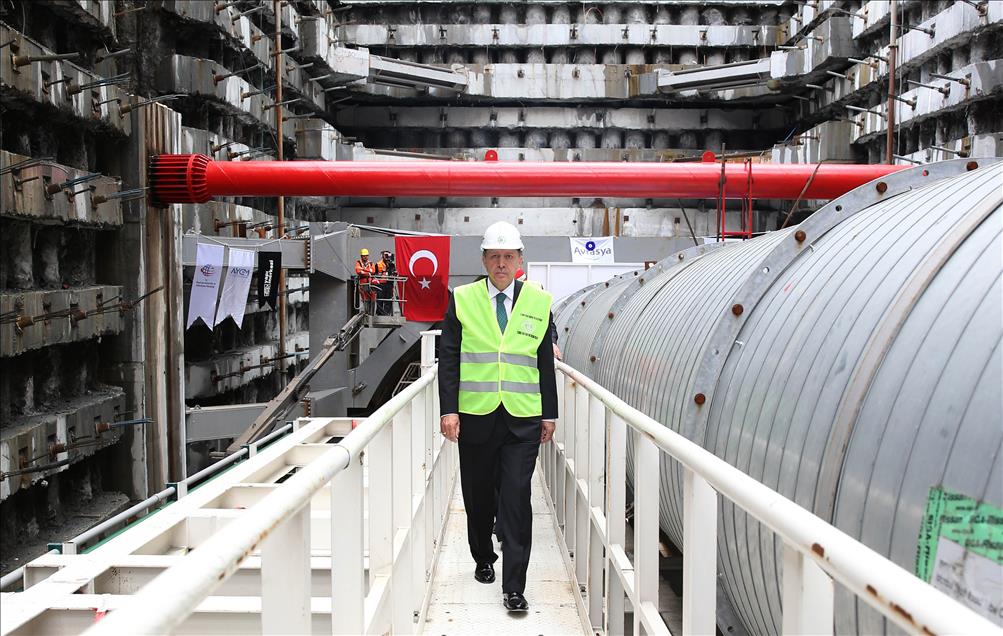 İstanbul Boğazı Karayolu Tüp Geçişi Projesi