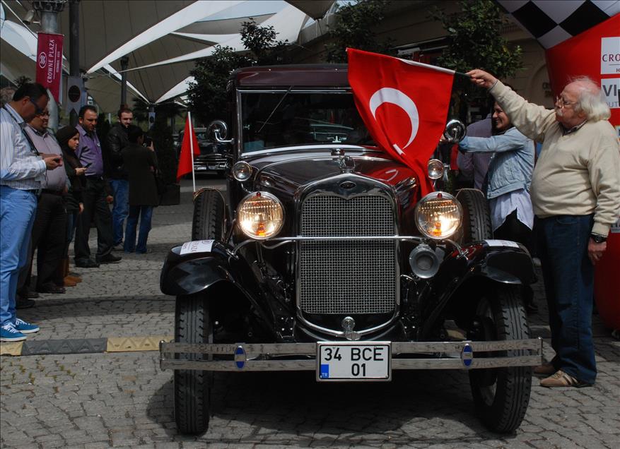 Klasik Otomobil Kulübü'nün "Geleneksel Bahar Rallisi" start aldı