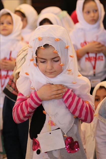 "Benim namazım şenliği"