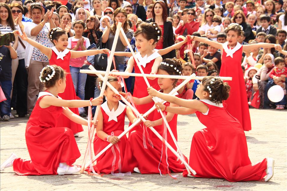 23 Nisan Ulusal Egemenlik ve Çocuk Bayramı