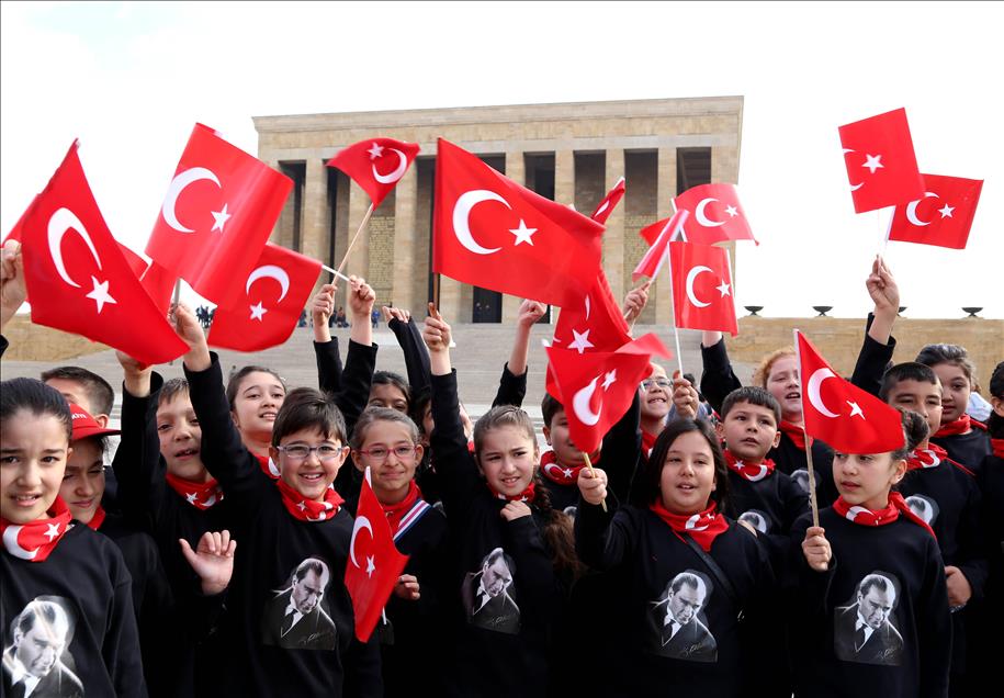 23 Nisan Ulusal Egemenlik ve Çocuk Bayramı