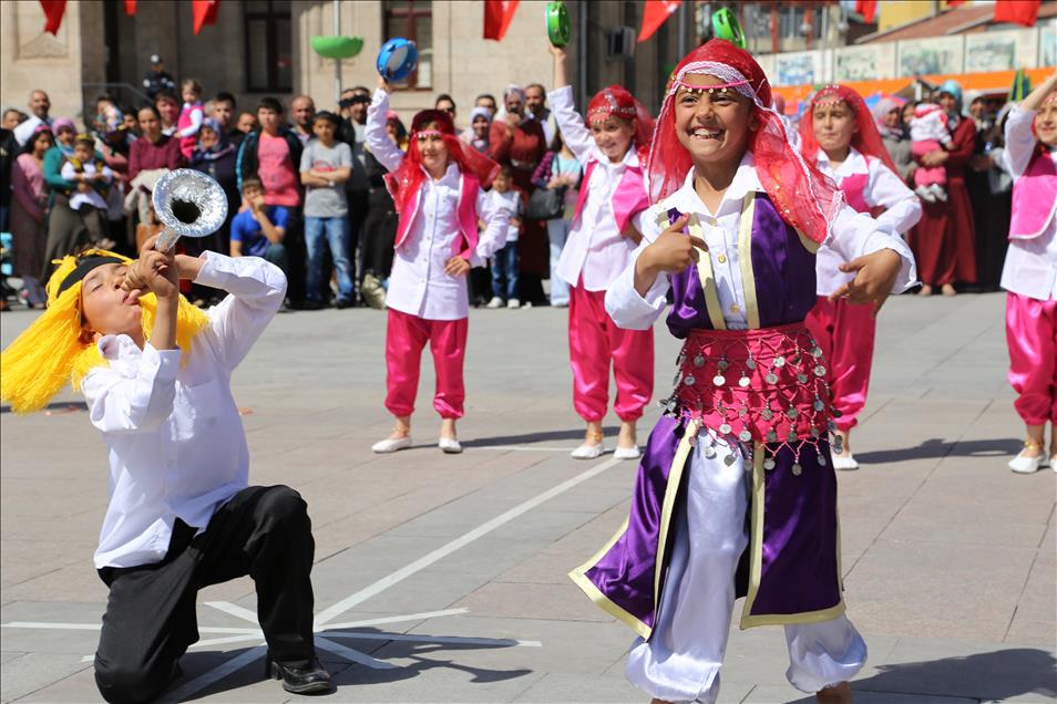 23 Nisan Ulusal Egemenlik ve Çocuk Bayramı