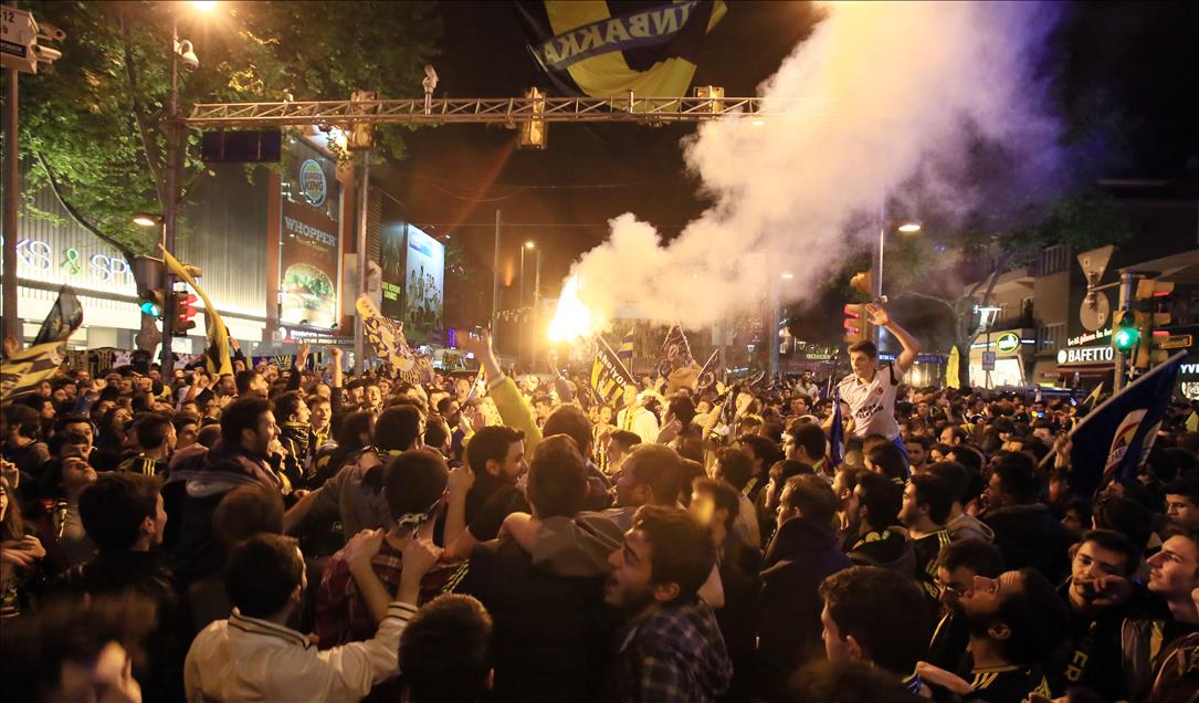 Fenerbahçe Şampiyon
