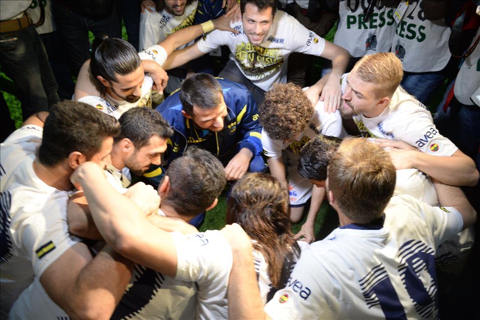 Fenerbahçe Şampiyon
