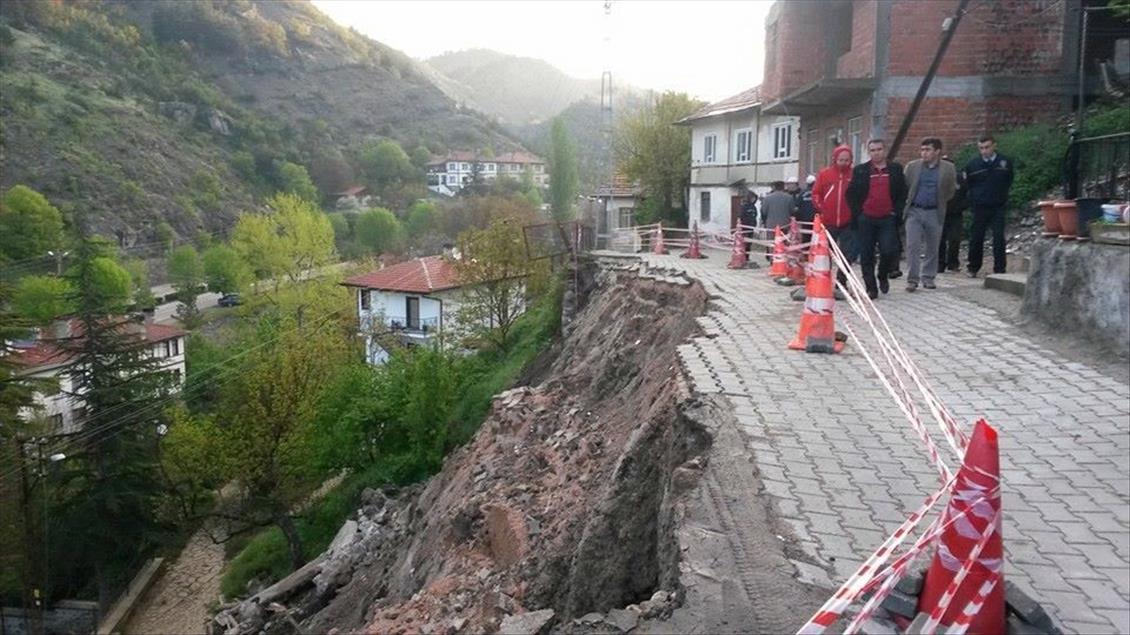Bolu'da heyelan