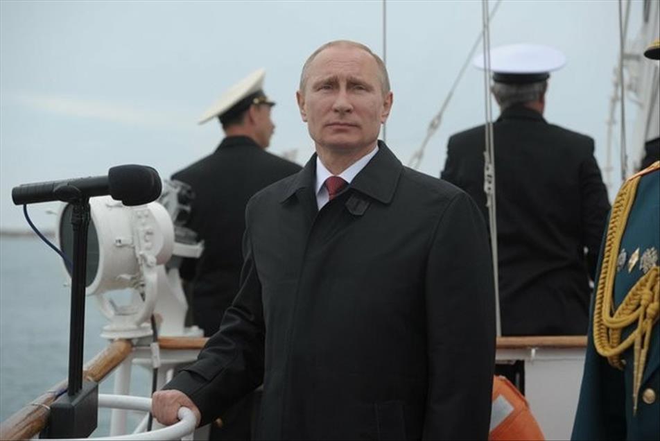 Putin Kırım'ı ziyaret etti