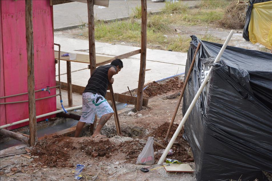 Families living in the shadow of Brazil's World Cup