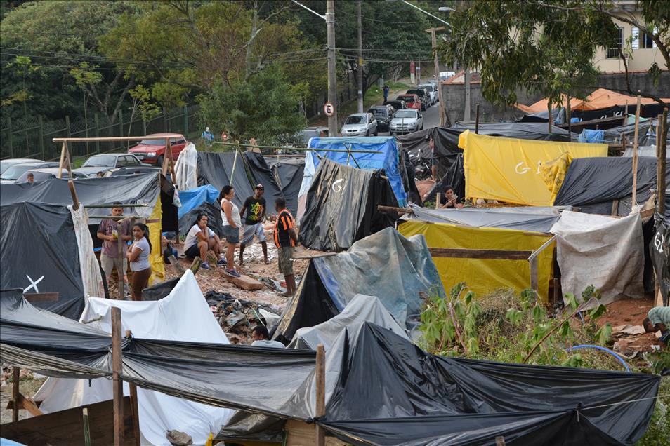 Families living in the shadow of Brazil's World Cup