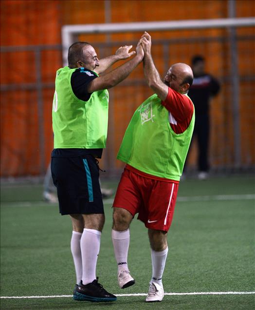 Bakan ve Milletvekilleri futbol oynadı