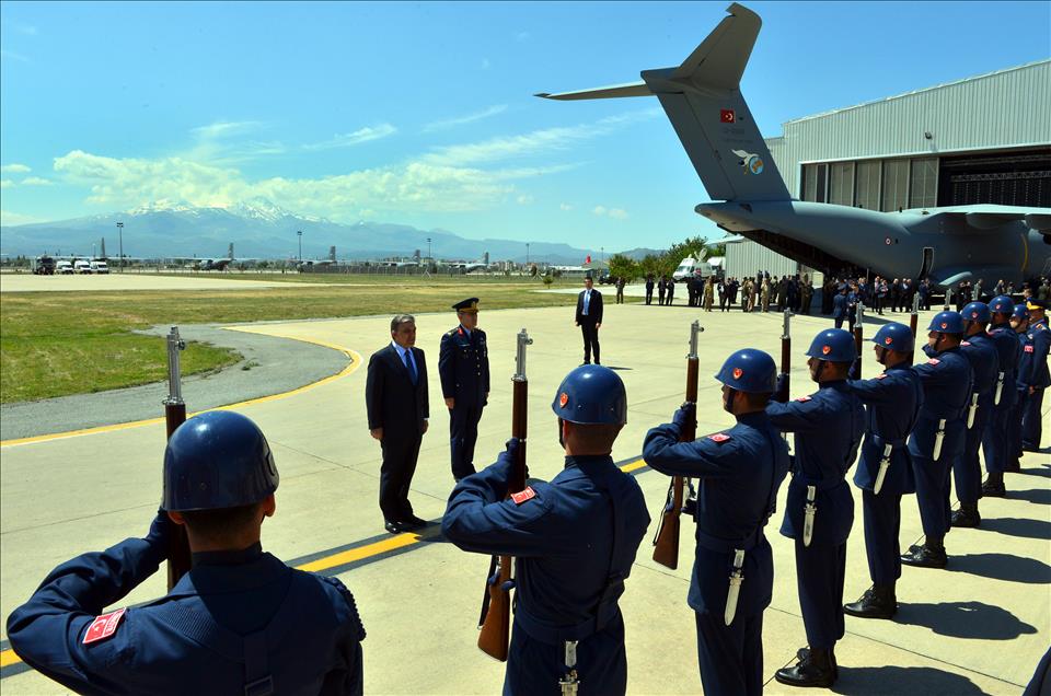 Nakliye uçağı A400M'in teslim töreni