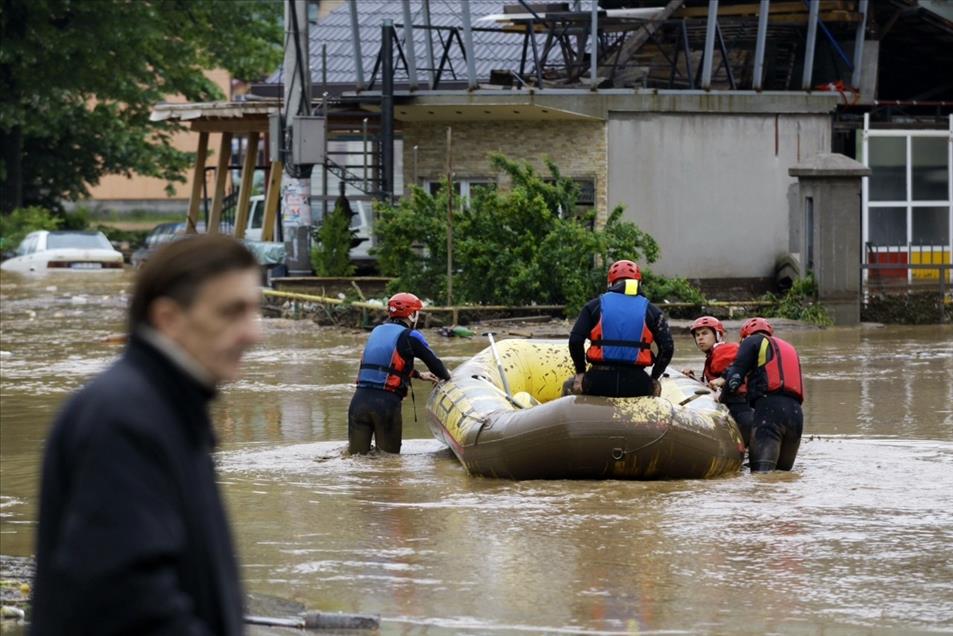 Bosna Hersek'te ve Sırbistan'da seller