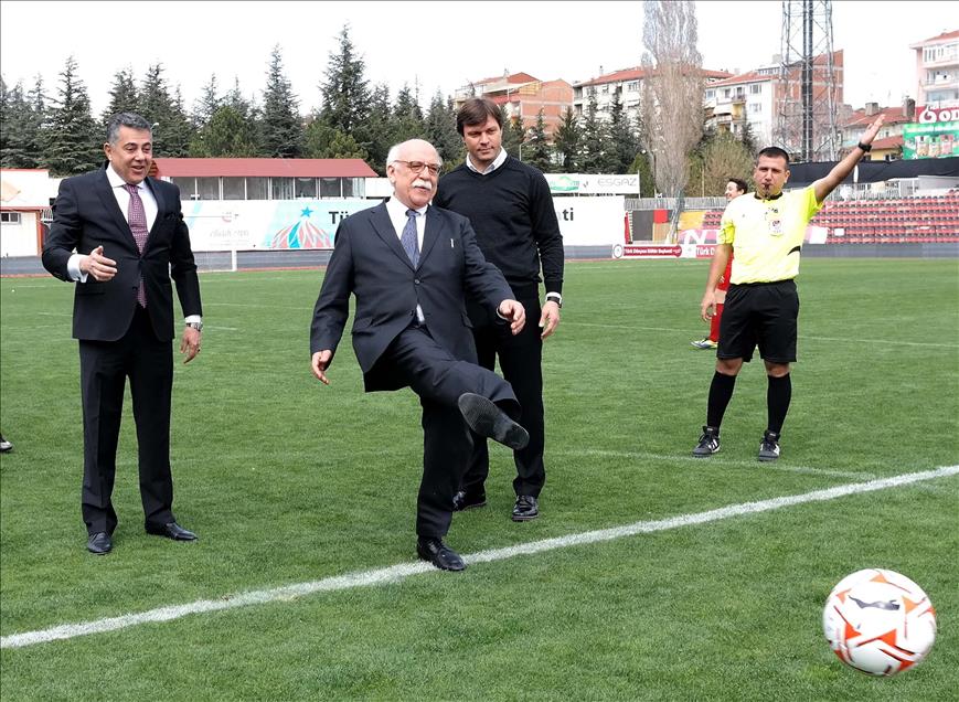 Eskişehir'de Okullar Arası Futbol Turnuvası