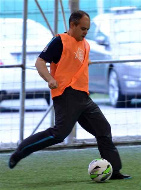 Bakan ve Milletvekilleri futbol oynadı