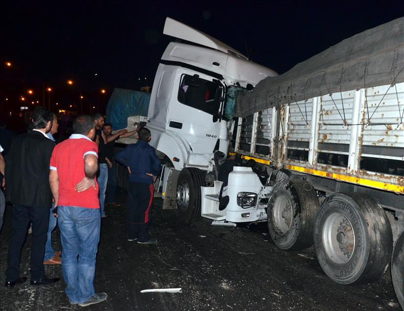 TEM otoyolunda zincirleme trafik kazası