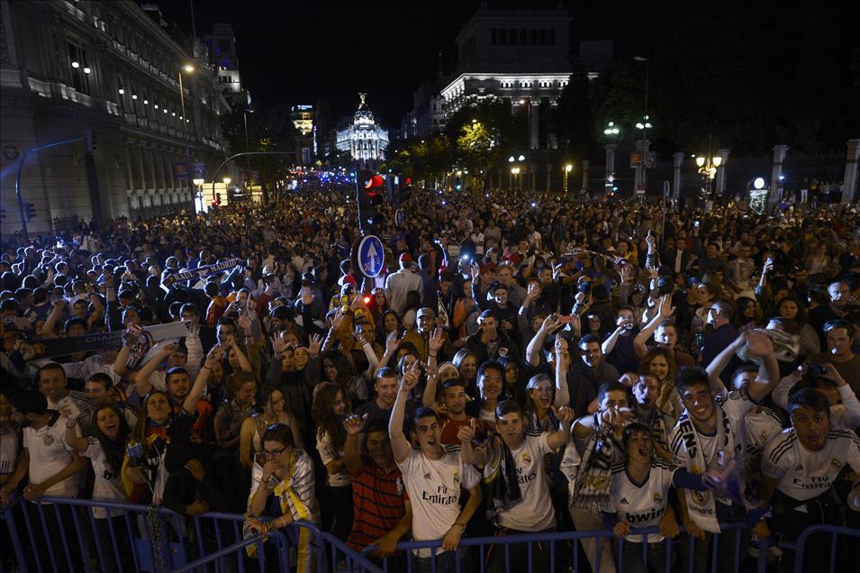 Madrid, şampiyonluğu kutluyor