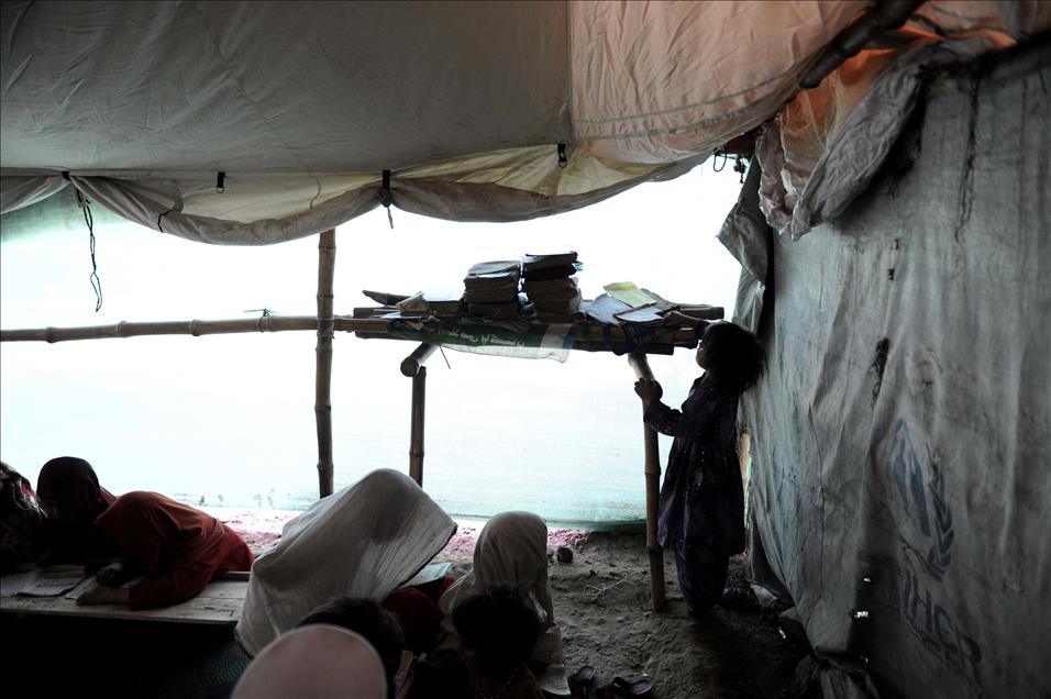 Jaloazi refugee camp in Pakistan