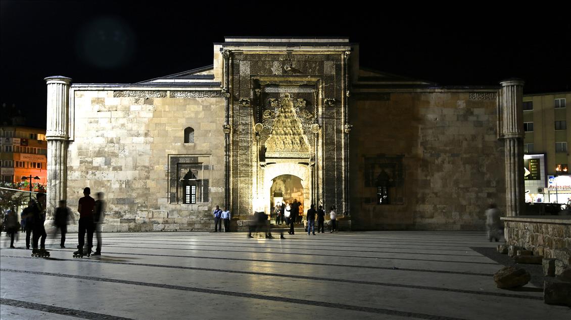 "Sultan Şehir" Sivas, ziyaretçilerini bekliyor