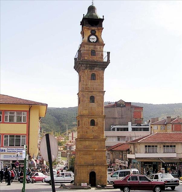 Zamanın tanığı saat kuleleri  
