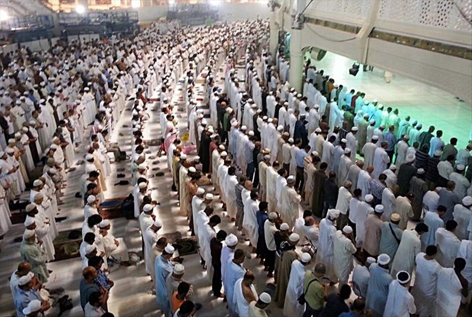 Kabe'de ilk Teravih Namazı kılındı