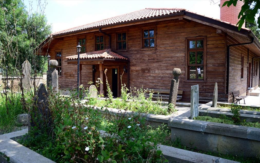 Sakarya'daki asırlık camiler, göz kamaştırıyor