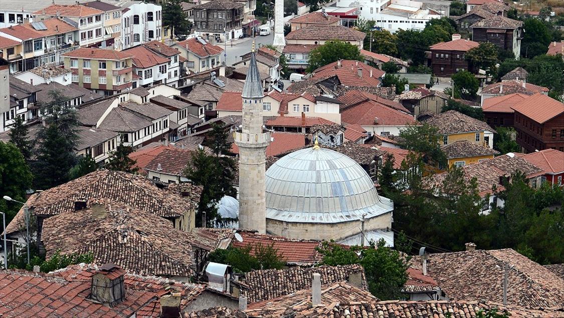 Sakarya'daki asırlık camiler, göz kamaştırıyor