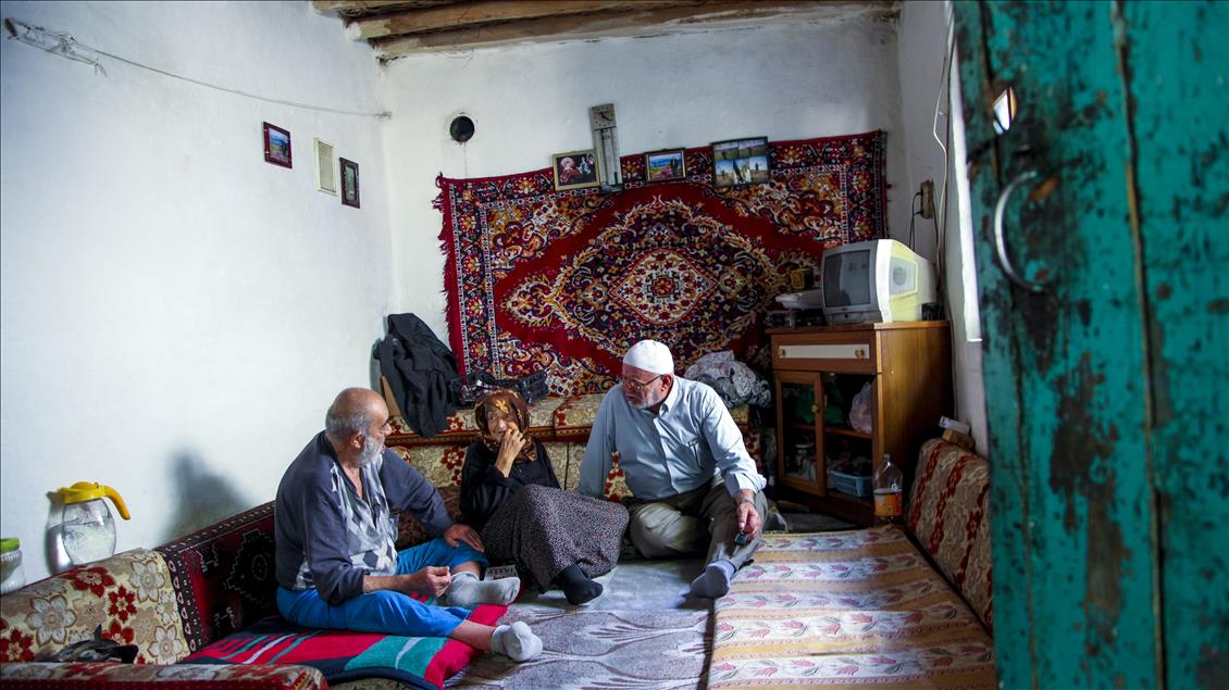 "Mutluluğun fotoğrafı"ndaki Hatice nine