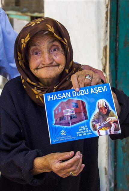 "Mutluluğun fotoğrafı"ndaki Hatice nine