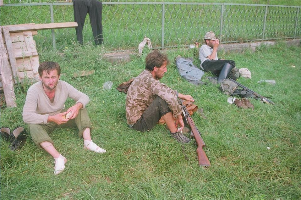 "Srebrenitsa Cehennemi''nden kaçanların ölüm yürüyüşü