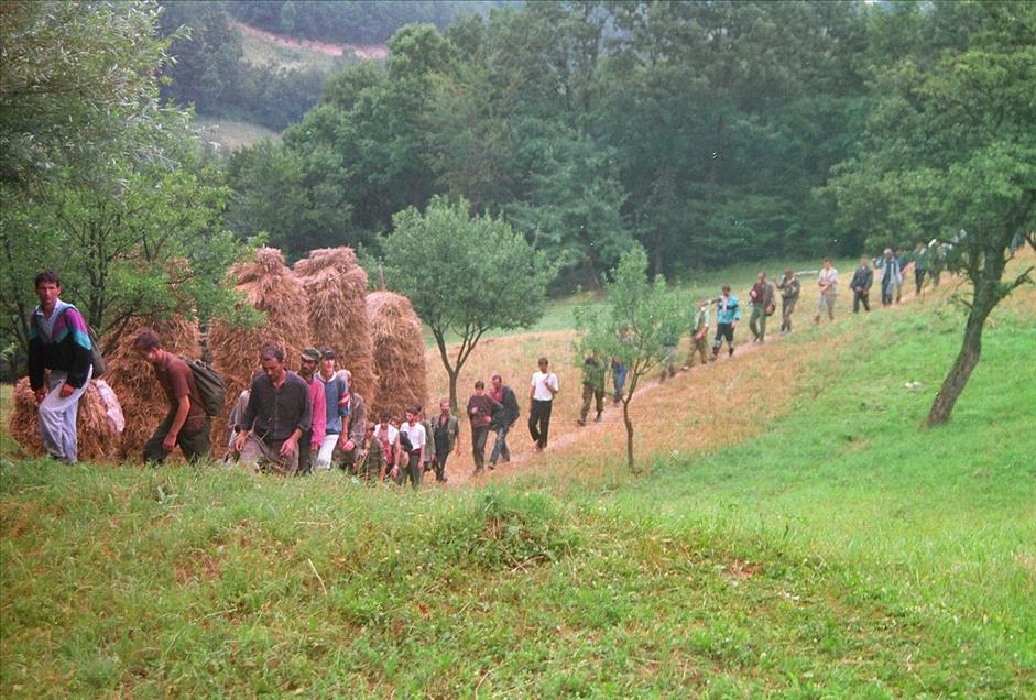 "Srebrenitsa Cehennemi''nden kaçanların ölüm yürüyüşü