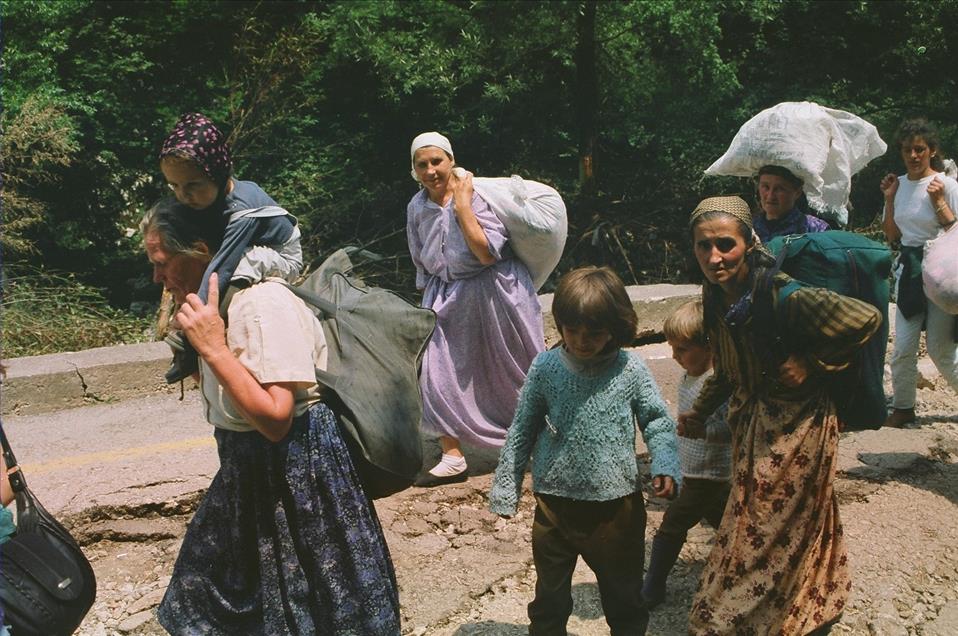 "Srebrenitsa Cehennemi''nden kaçanların ölüm yürüyüşü