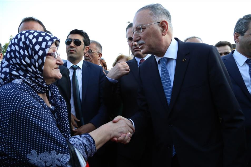 Cumhurbaşkanı adayı İhsanoğlu, İstanbul'da